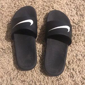 Nike slides